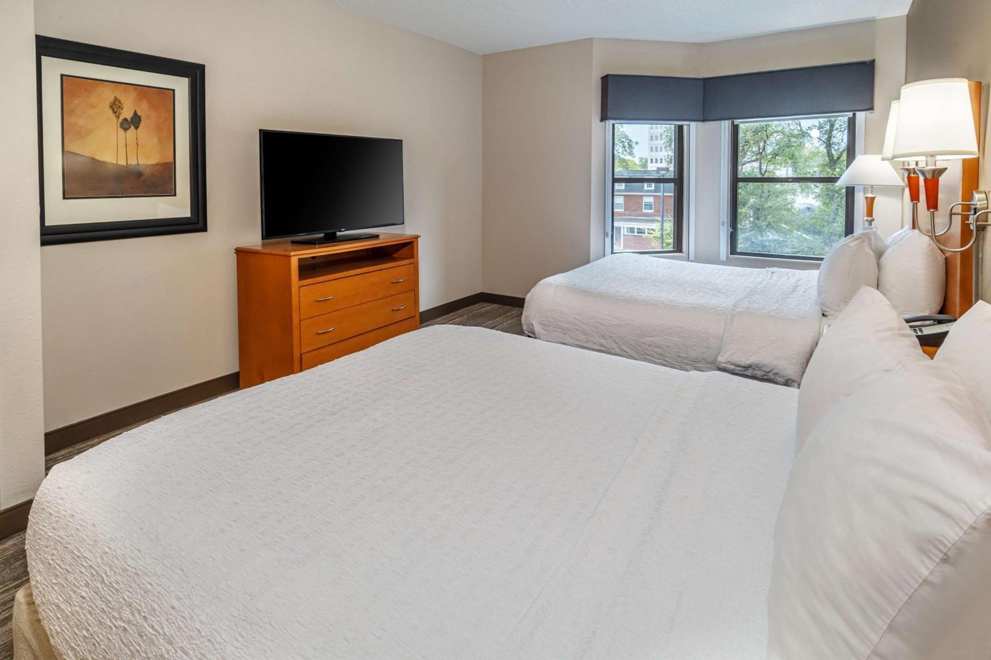 Hampton Inn & Suites Nashville-Vanderbilt-Elliston Place Exterior foto