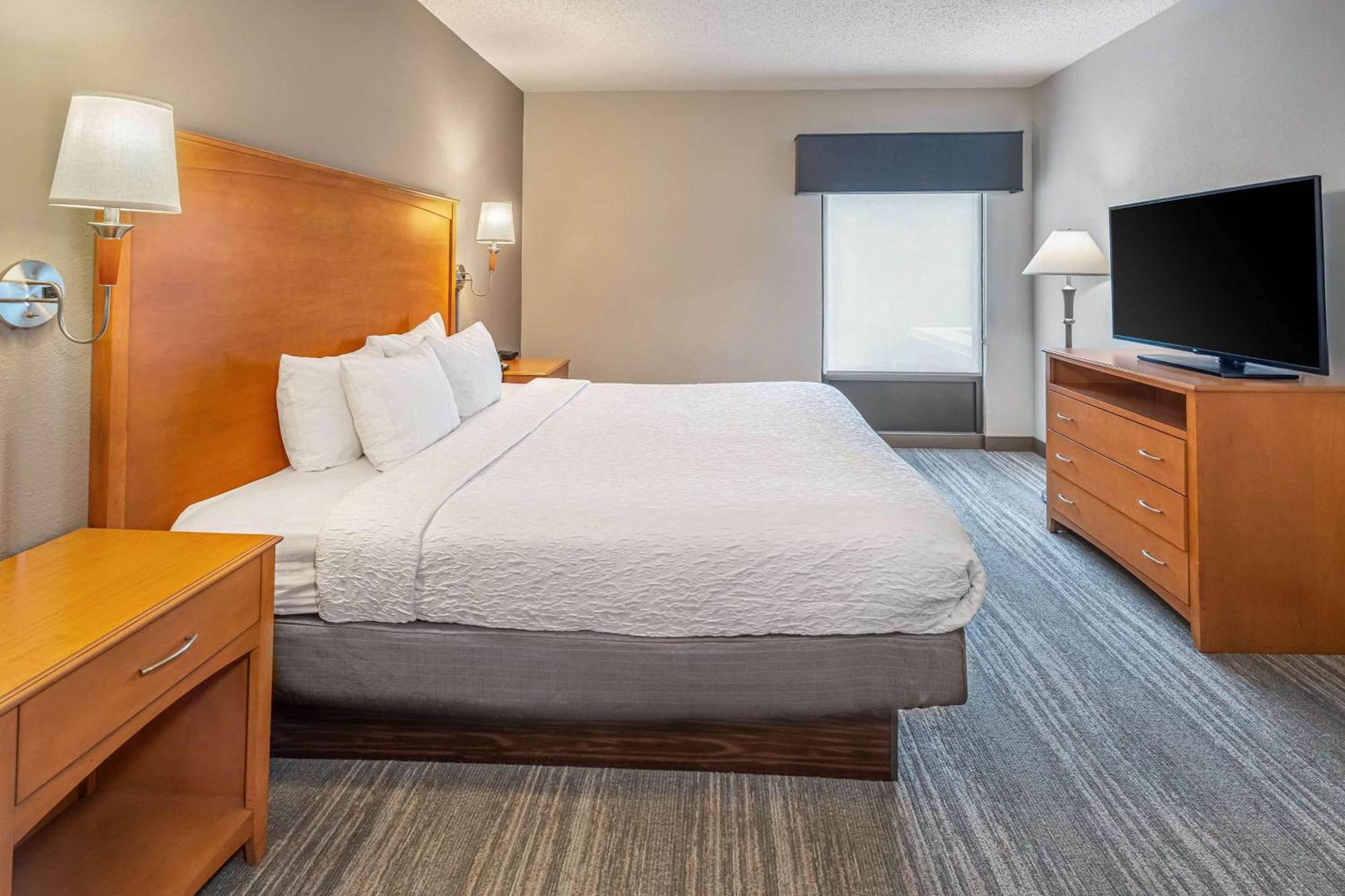 Hampton Inn & Suites Nashville-Vanderbilt-Elliston Place Exterior foto