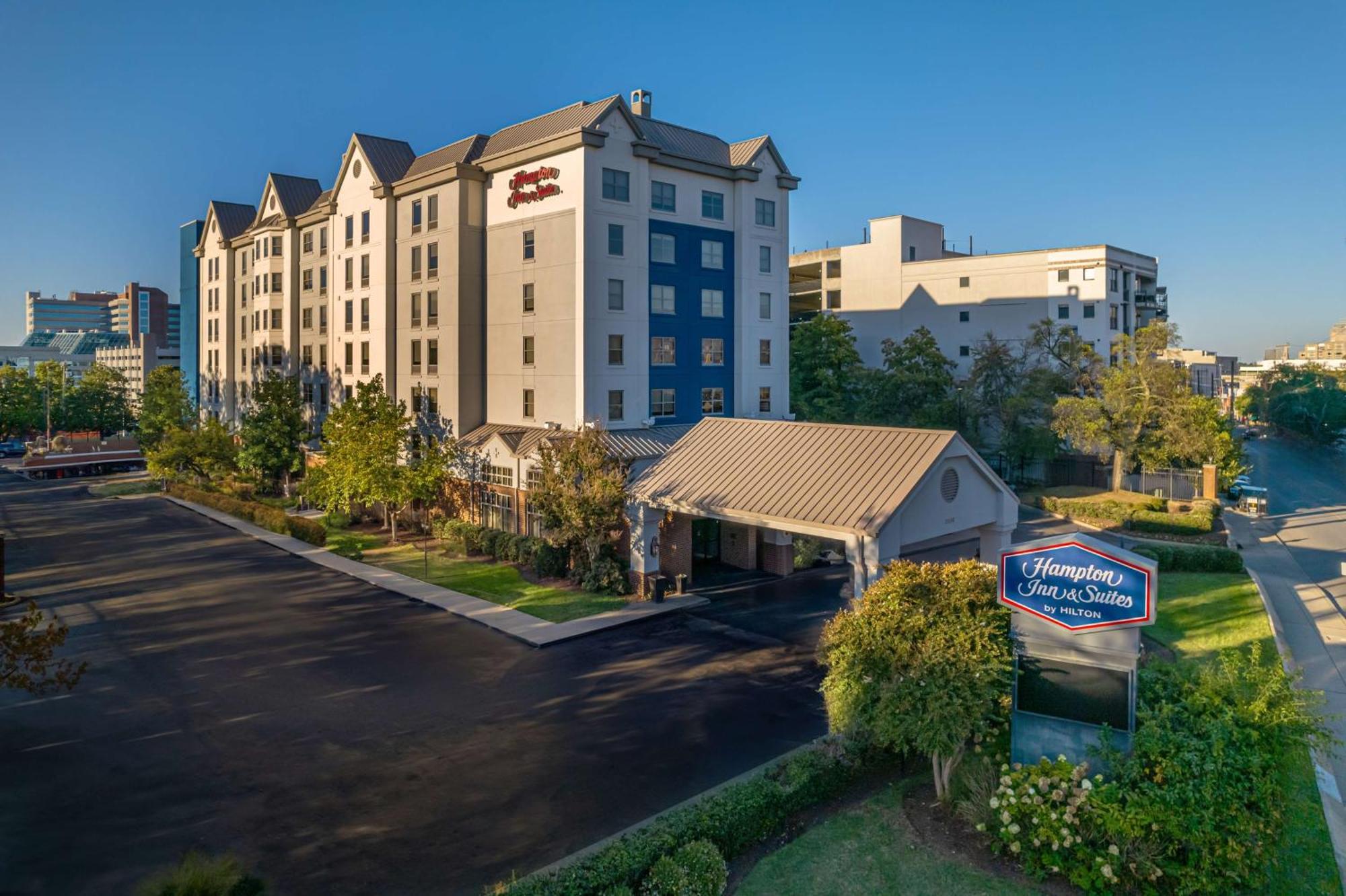 Hampton Inn & Suites Nashville-Vanderbilt-Elliston Place Exterior foto