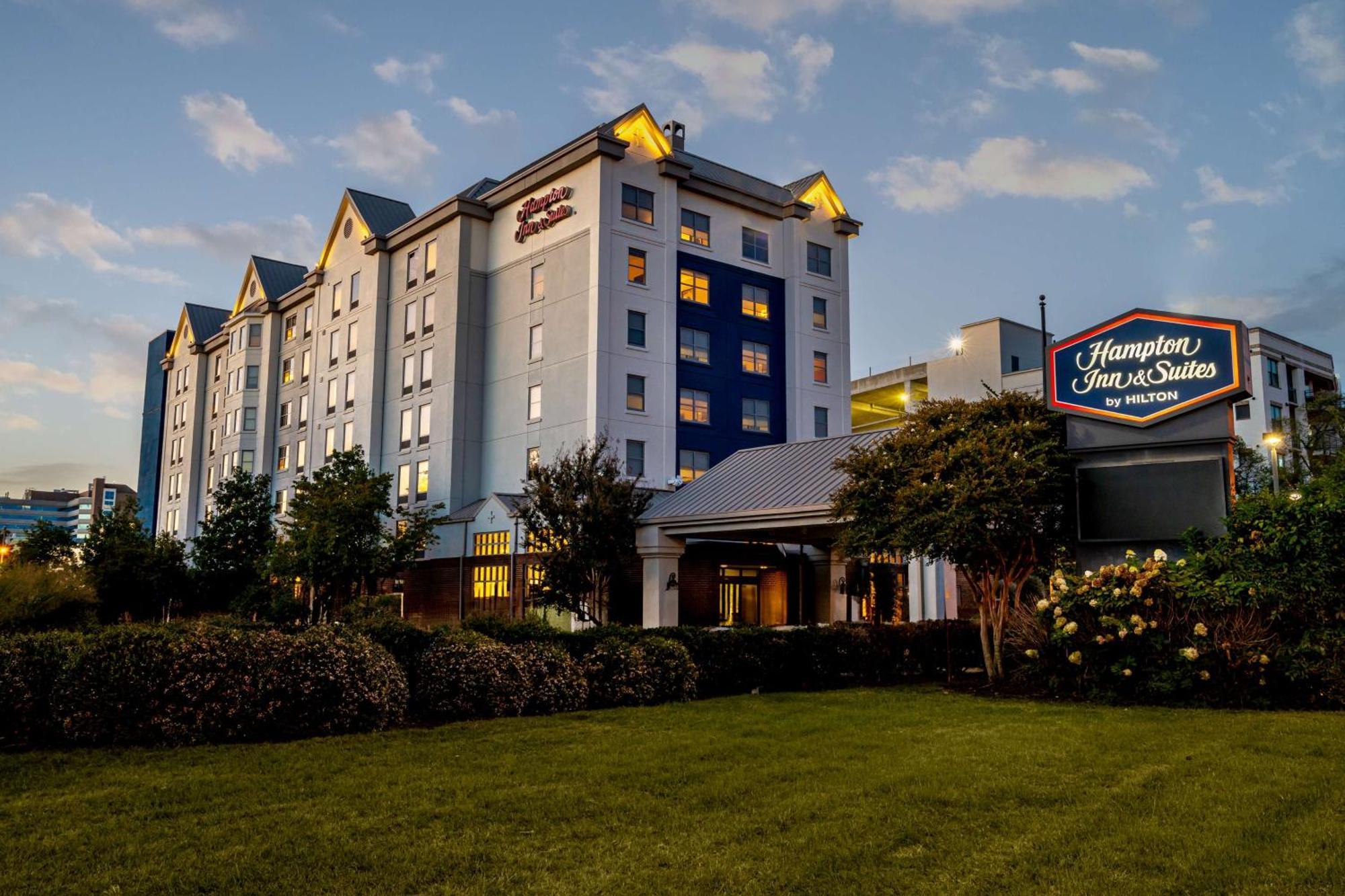 Hampton Inn & Suites Nashville-Vanderbilt-Elliston Place Exterior foto